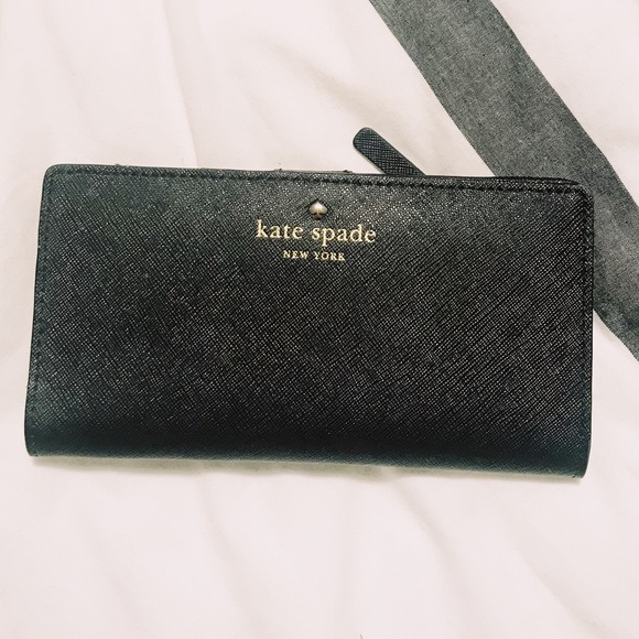 kate spade Handbags - Kate Spade ♠️ Black Leather Wallet
